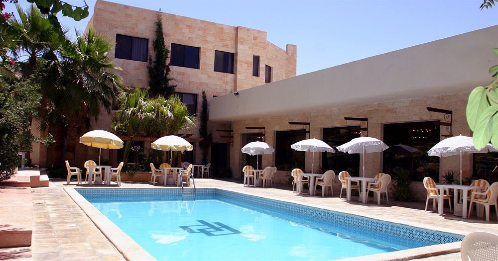 Petra Palace Hotel Vádi Músza Kültér fotó